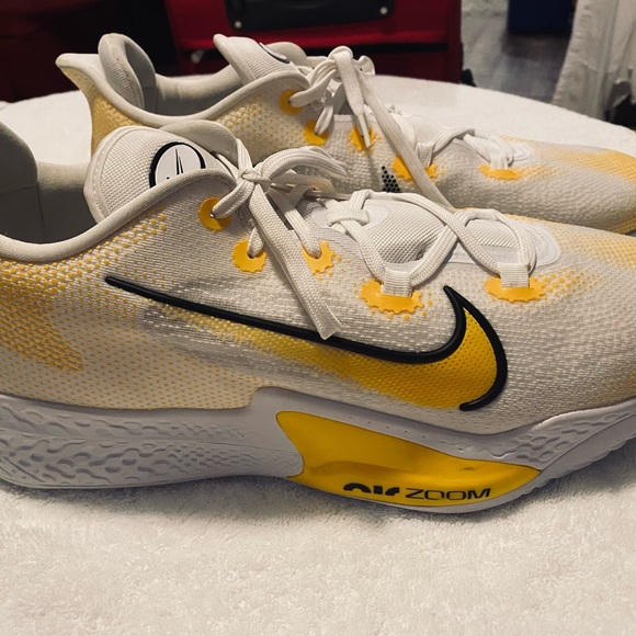 Brand New Nike Air Zoom BB Basketball Shoes - Size 18 - Box 45 - Picture 2 of 4